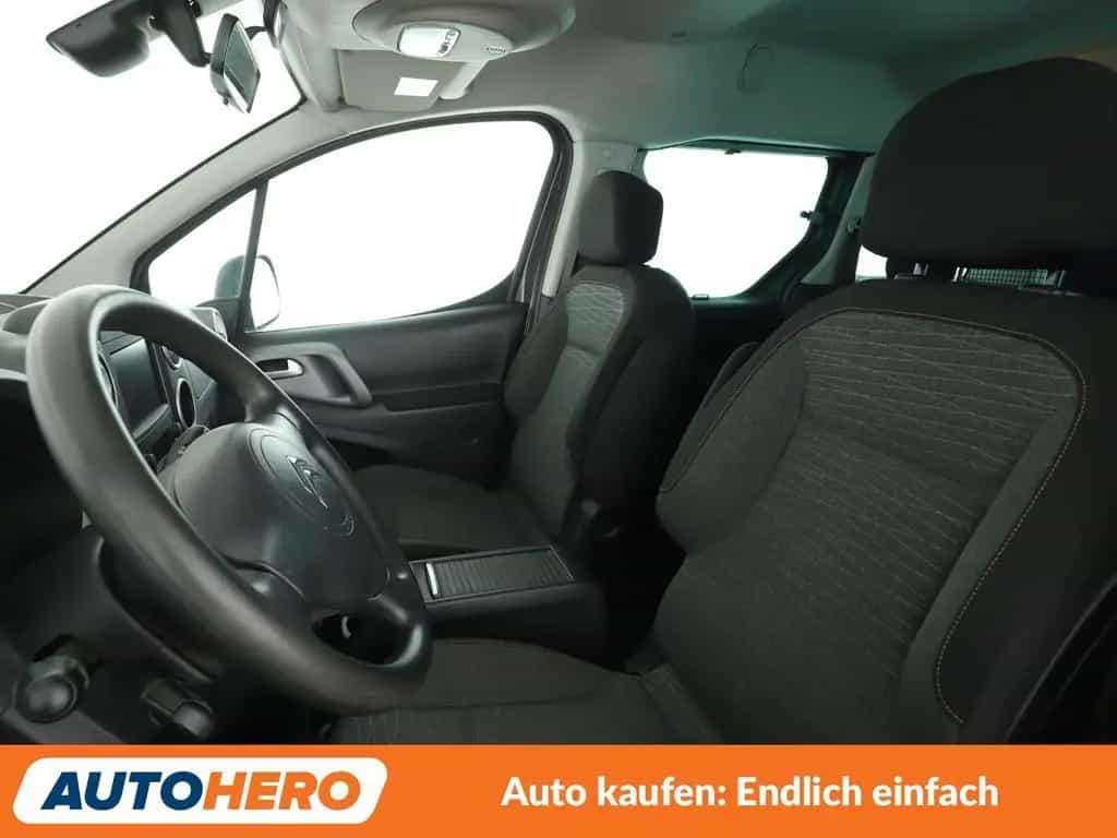 Citroën Berlingo 1.6 Blue-HDi XTR*NAVI*TEMPO*CAM*PDC* 01/2017-photo-9