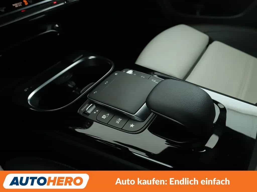 Mercedes-Benz CLA-Class 200 AMG Line Aut.*LED*NAVI*TEMPO*CAM*PDC*SHZ 07/2020-photo-26