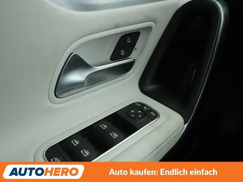 Mercedes-Benz CLA-Class 200 AMG Line Aut.*LED*NAVI*TEMPO*CAM*PDC*SHZ 07/2020-photo-33