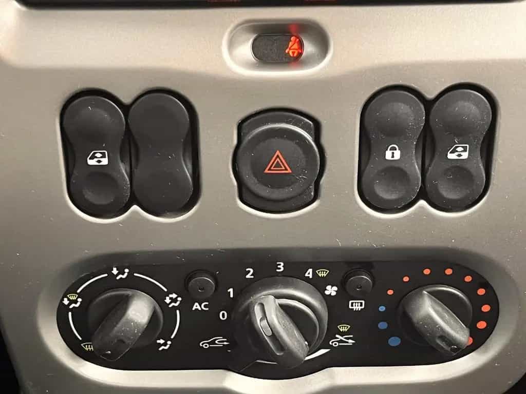 Dacia Duster Delsey 4x4/EURO.5/2.HAND/TOP/ 09/2012-photo-20