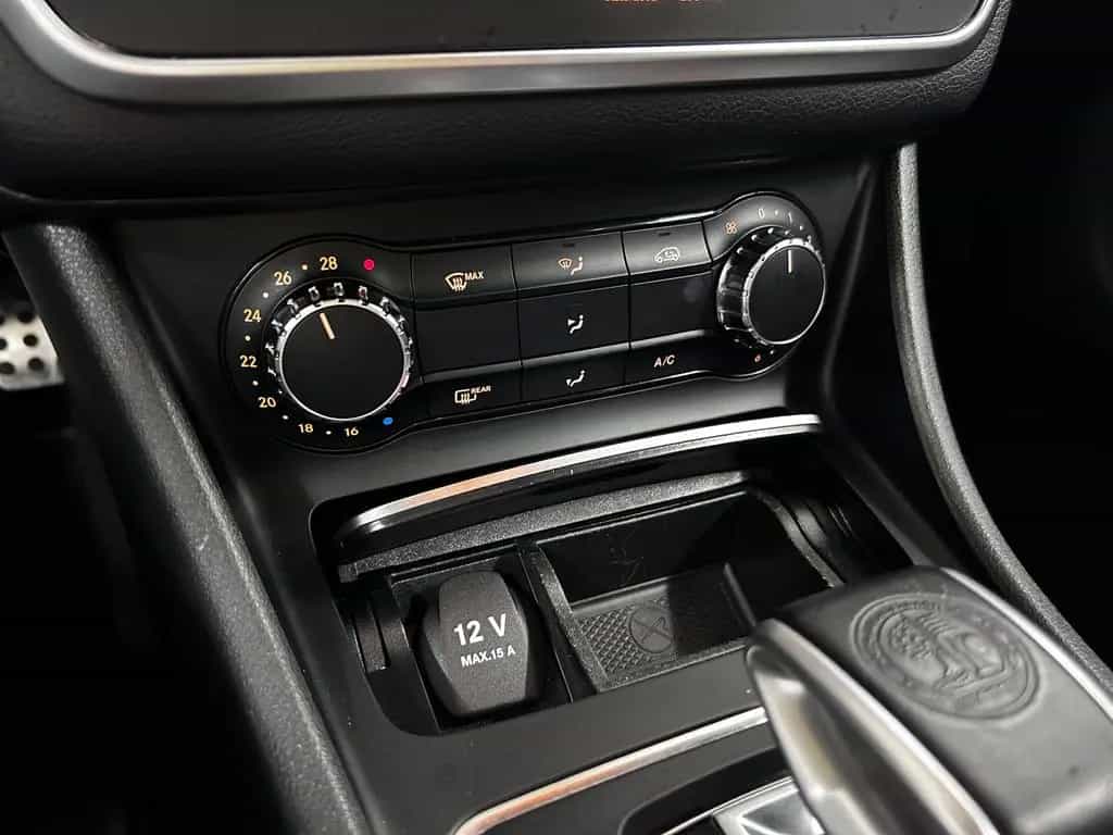 Mercedes-Benz CLA-Class 45 AMG Shooting Brake 4Matic+Pano+H&K+Memory 02/2019-photo-16