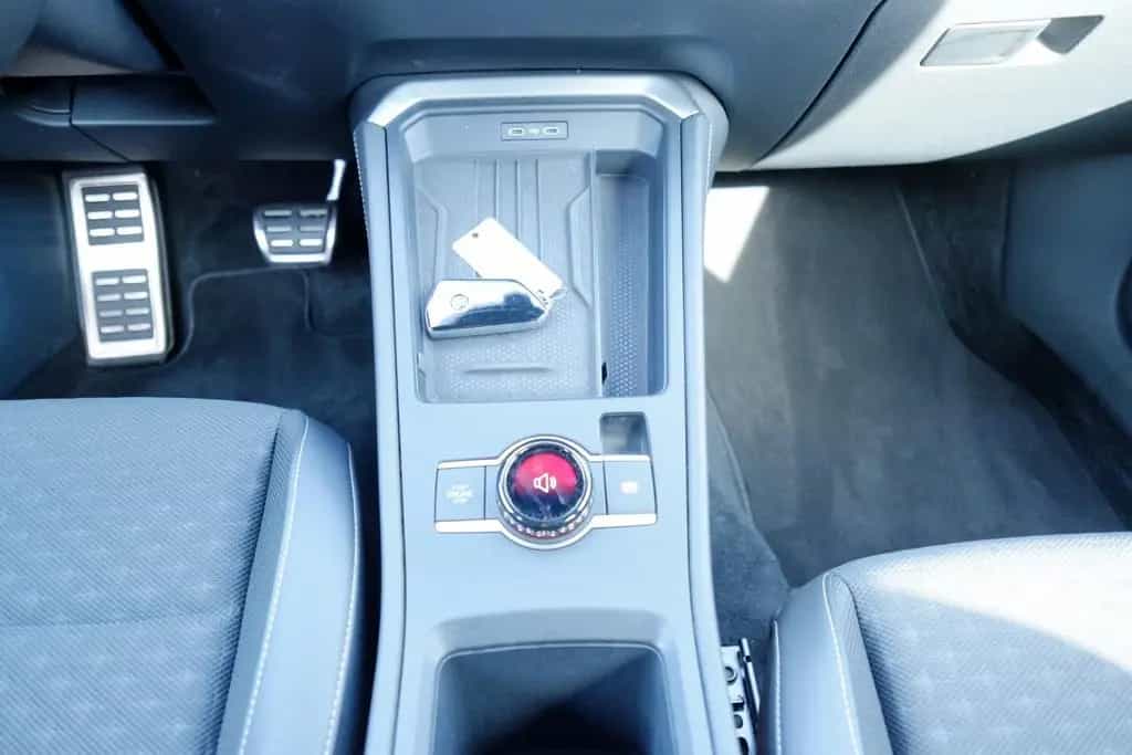 Volkswagen T-Roc 1.5eTSI DSG R-Line/NEUES MODELL/Black St 01/2026-photo-14