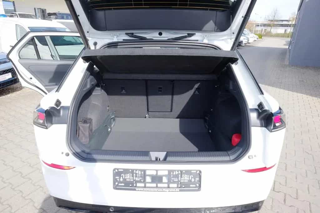 Volkswagen T-Roc 1.5eTSI DSG R-Line/NEUES MODELL/Black St 01/2026-photo-19