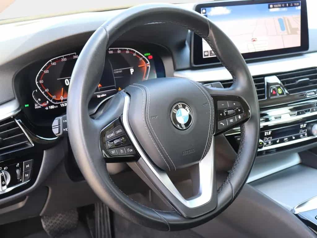 BMW 520 d Touring Head-Up RFK Parkassistent 02/2021-photo-11