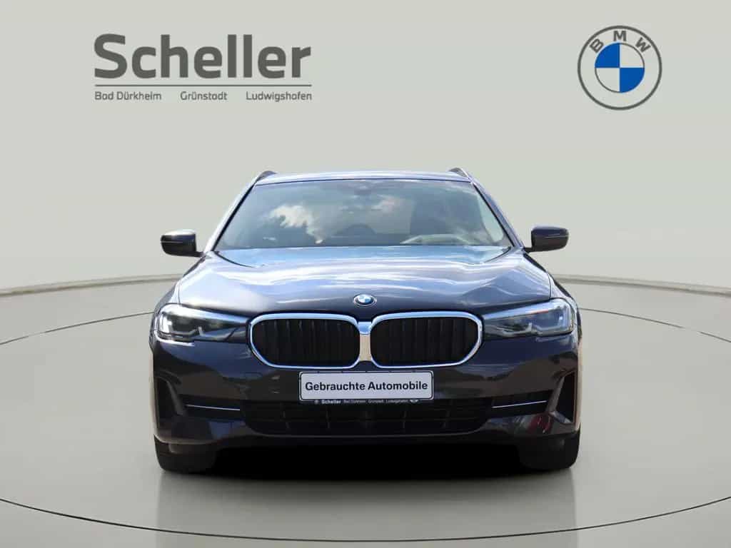 BMW 520 d Touring Head-Up RFK Parkassistent 02/2021-photo-2