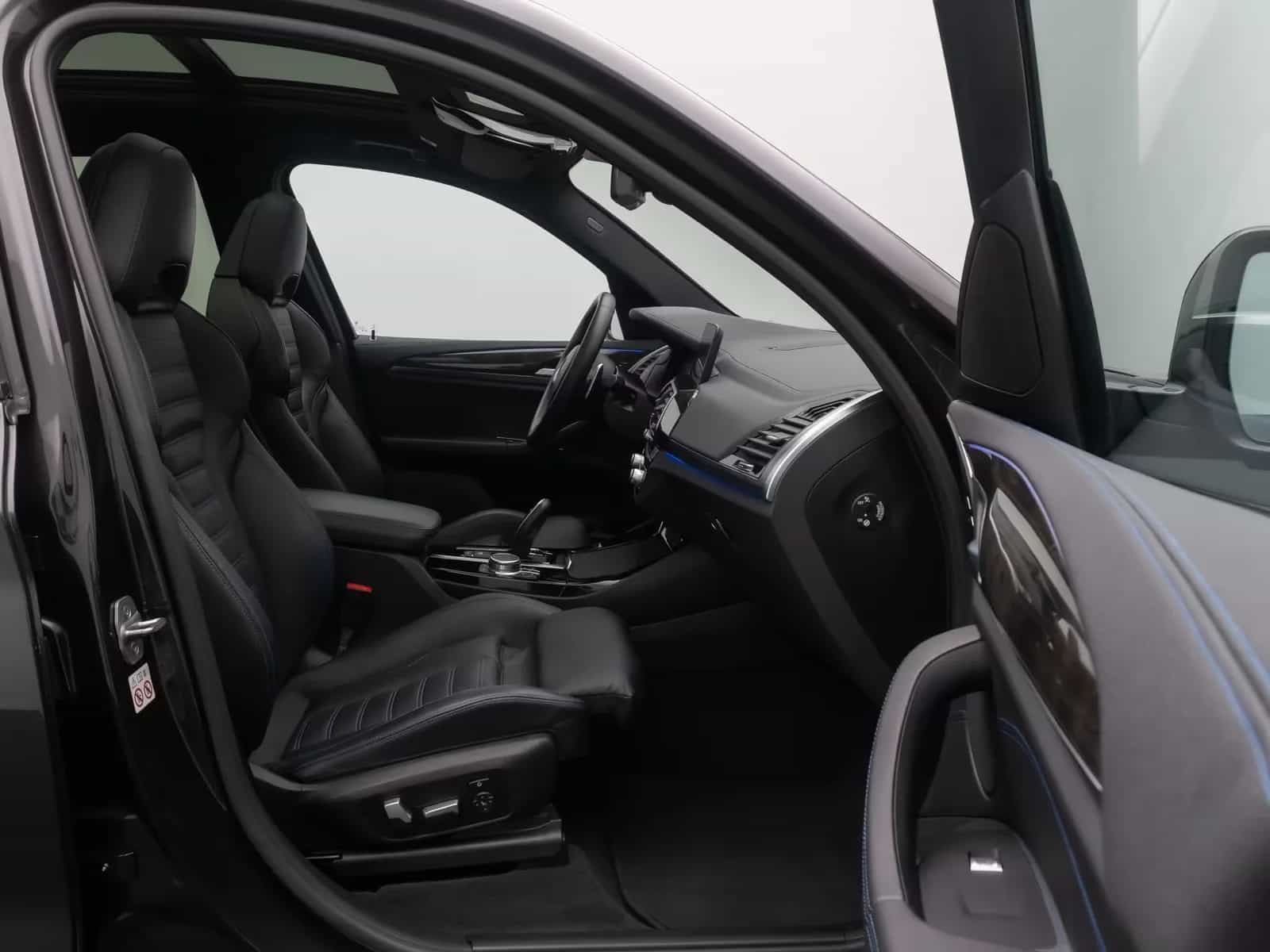 BMW X3 03/2021-photo-24