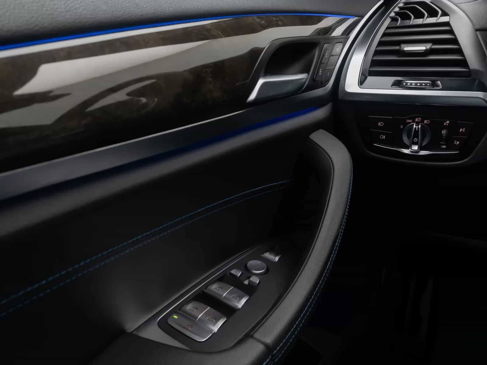 BMW X3 03/2021-photo-34
