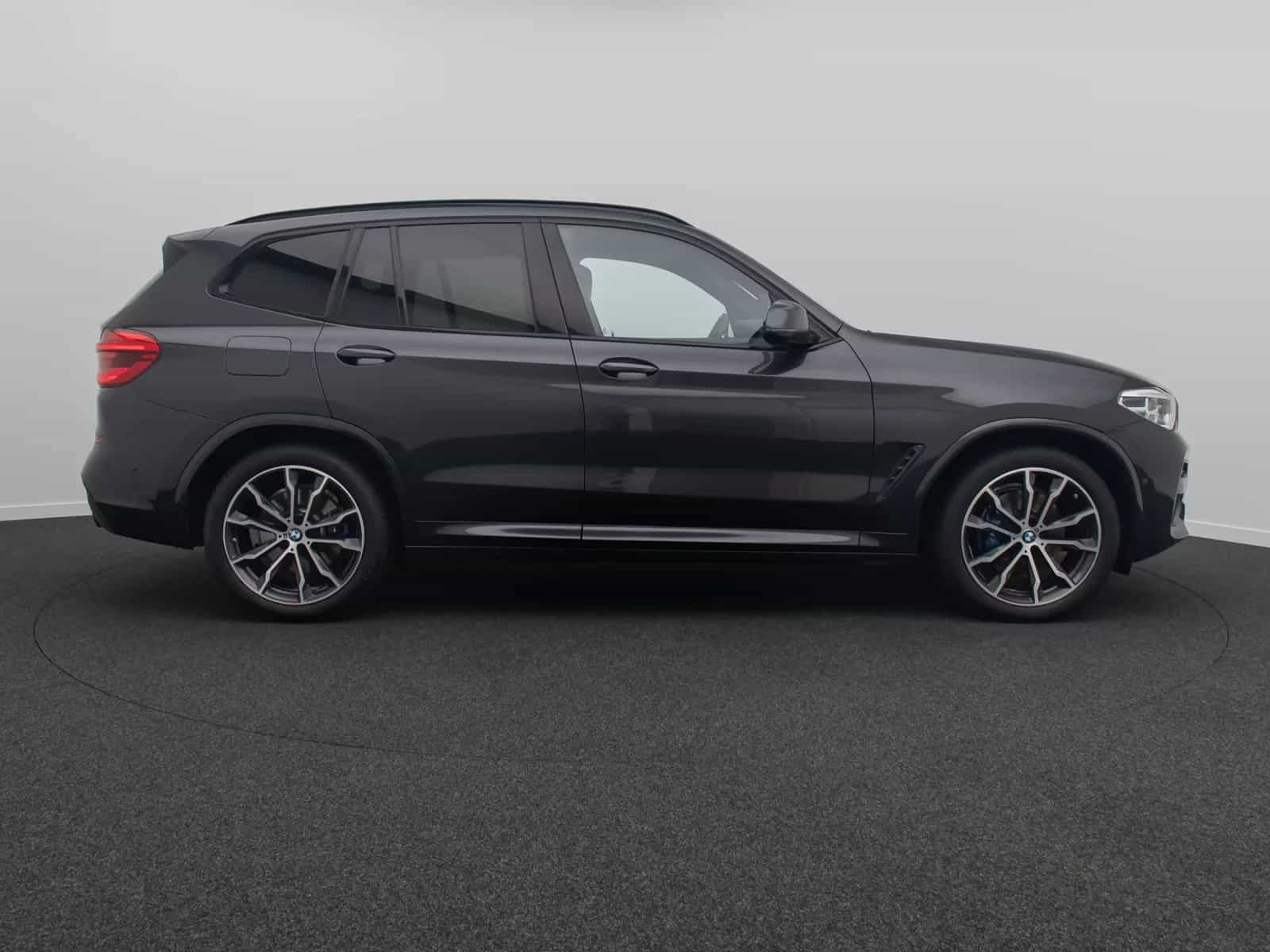 BMW X3 03/2021-photo-4