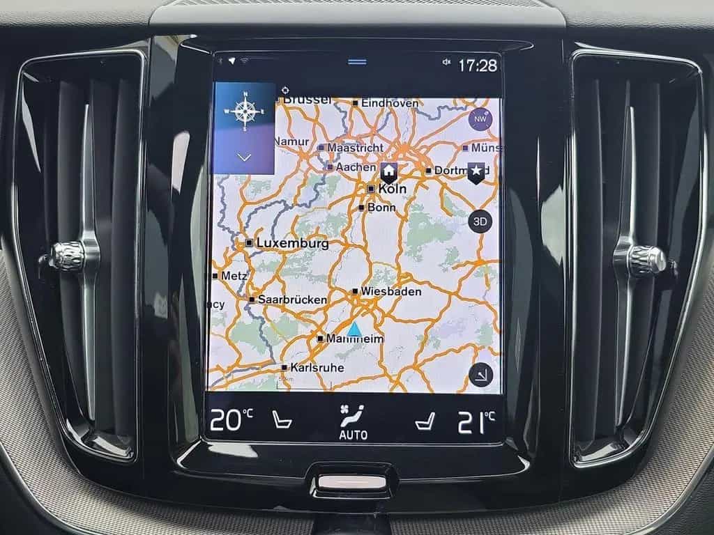 Volvo XC60 B4 R-Design STNDHZ PANO AHK H&K 360° H-UP N 01/2021-photo-16