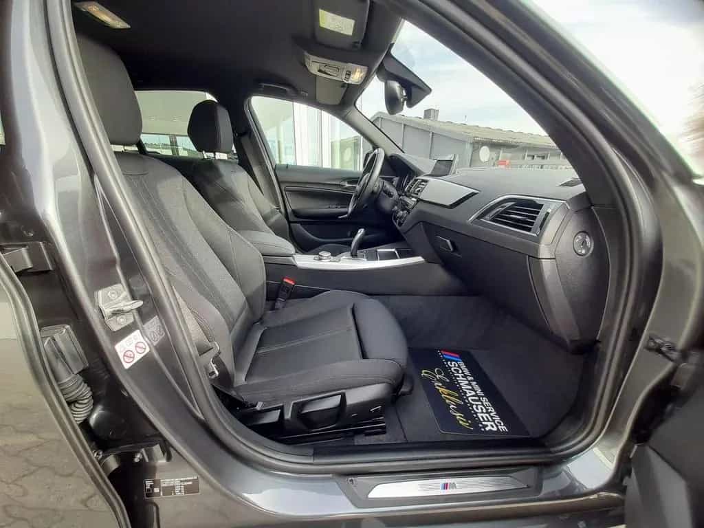 BMW 1 Series 118 i Edition M Sport Shadow,LED,NAVI,SHZ,PDC 09/2019-photo-18