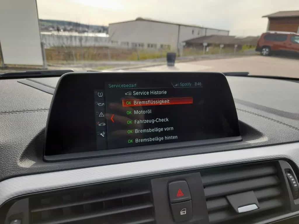 BMW 1 Series 118 i Edition M Sport Shadow,LED,NAVI,SHZ,PDC 09/2019-photo-27