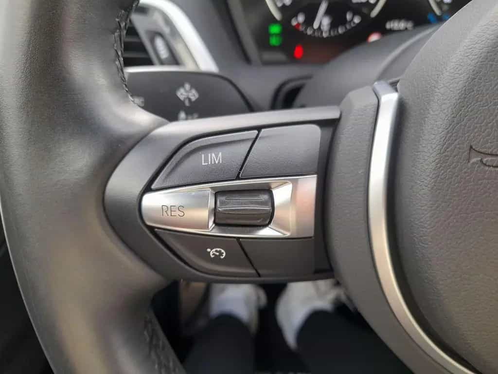 BMW 1 Series 118 i Edition M Sport Shadow,LED,NAVI,SHZ,PDC 09/2019-photo-31