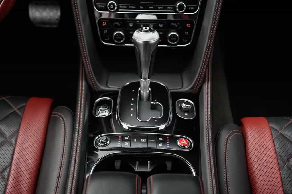 Bentley Flying Spur 6.0 W12 S Black Line 02/2017-photo-11