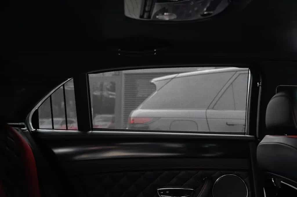 Bentley Flying Spur 6.0 W12 S Black Line 02/2017-photo-19