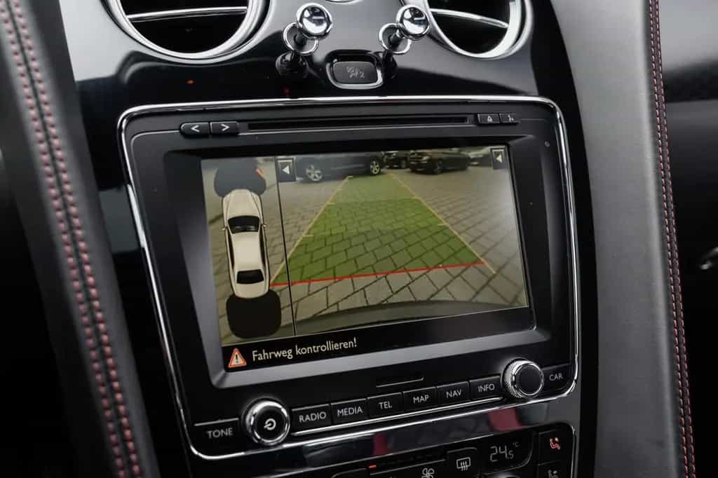 Bentley Flying Spur 6.0 W12 S Black Line 02/2017-photo-21