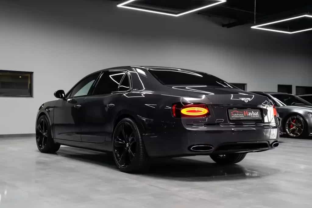 Bentley Flying Spur 6.0 W12 S Black Line 02/2017-photo-5
