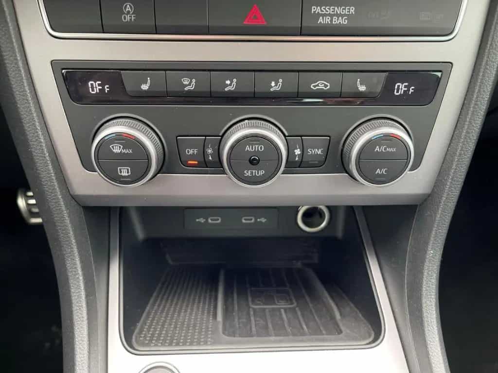 Seat Ateca 1.5 TSI FR NAVI ACC LED SHZ Full Link Alca 07/2024-photo-20