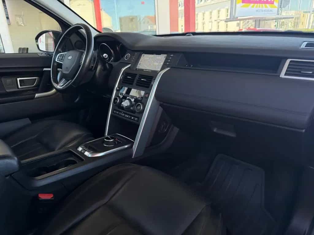 Land Rover Discovery Sport SE AWD 11/2017-photo-10