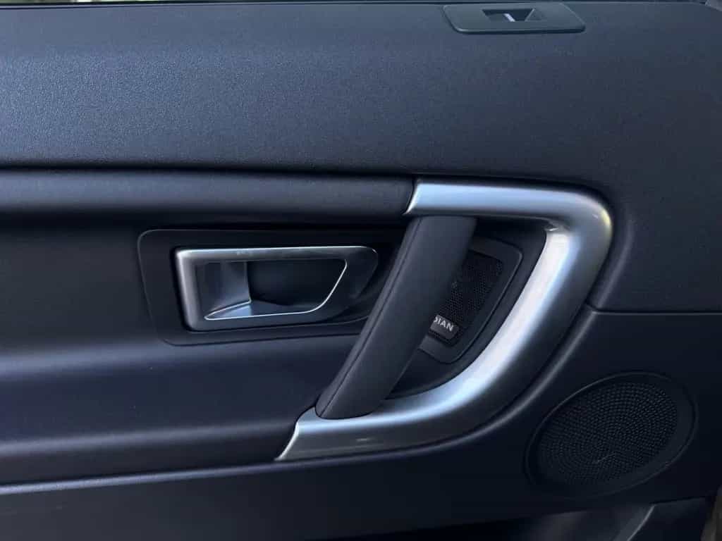 Land Rover Discovery Sport SE AWD 11/2017-photo-25
