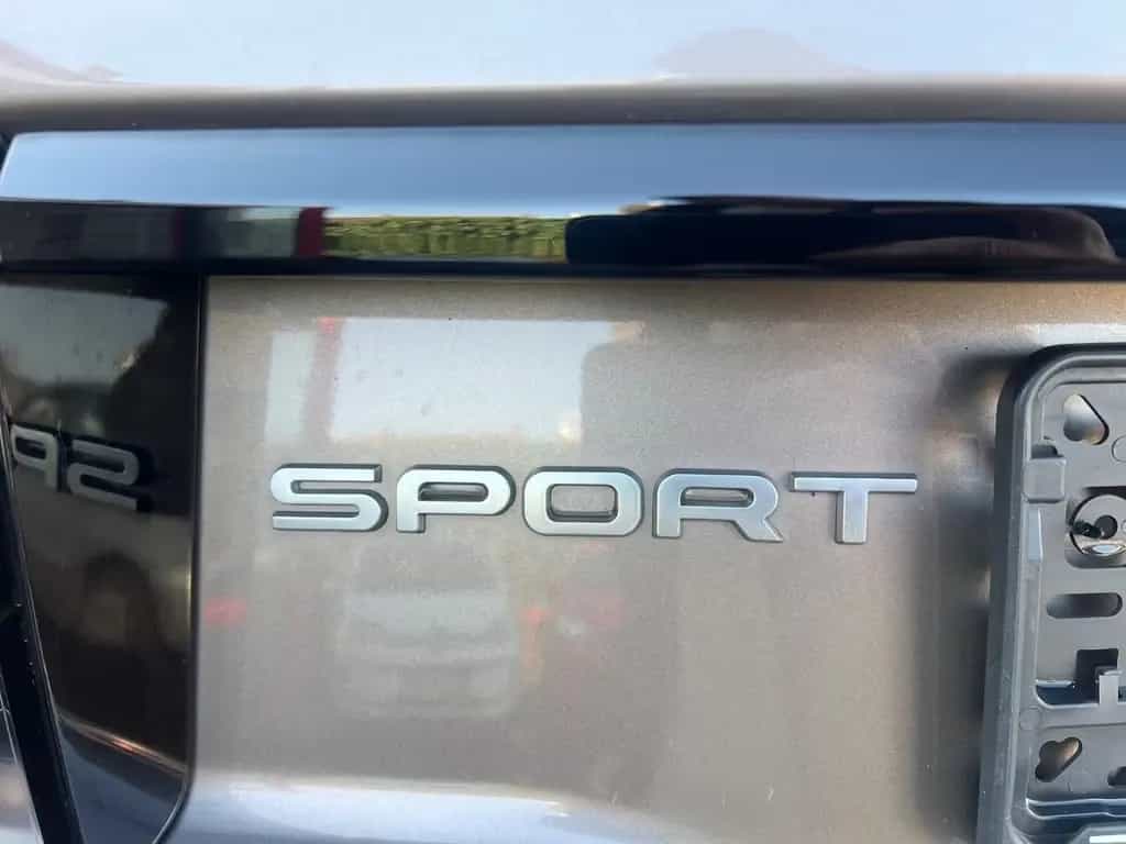Land Rover Discovery Sport SE AWD 11/2017-photo-31