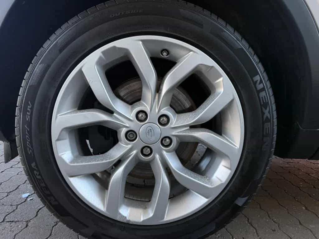 Land Rover Discovery Sport SE AWD 11/2017-photo-7