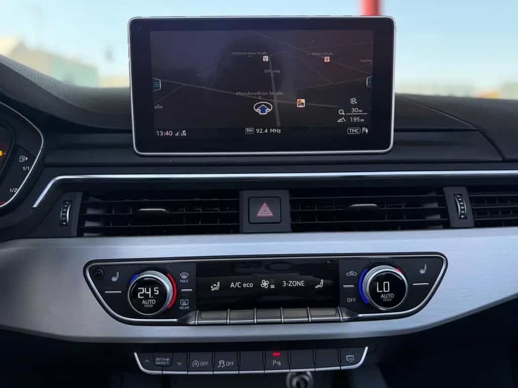 Audi A5 Cabriolet S-Line Aut. NAVI/LEDER/SHZ/KAMERA 09/2017-photo-19