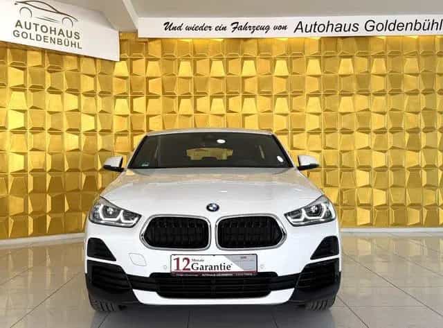 BMW X2 sDrive 18 i Advantage Plus *ACC*SHZ*AHK*NAVI* 08/2020-photo-1