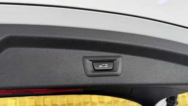 BMW X2 sDrive 18 i Advantage Plus *ACC*SHZ*AHK*NAVI* 08/2020-photo-7