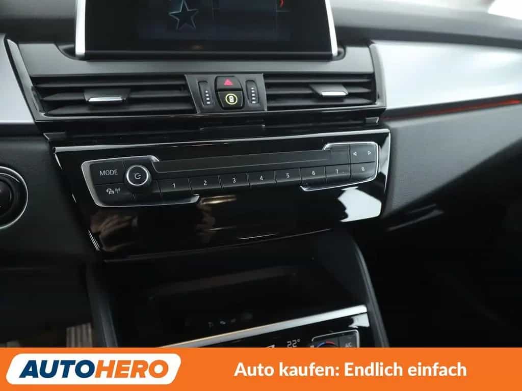 BMW 220 Active Tourer 2er 220i Active Tourer Advantage 12/2019-photo-21