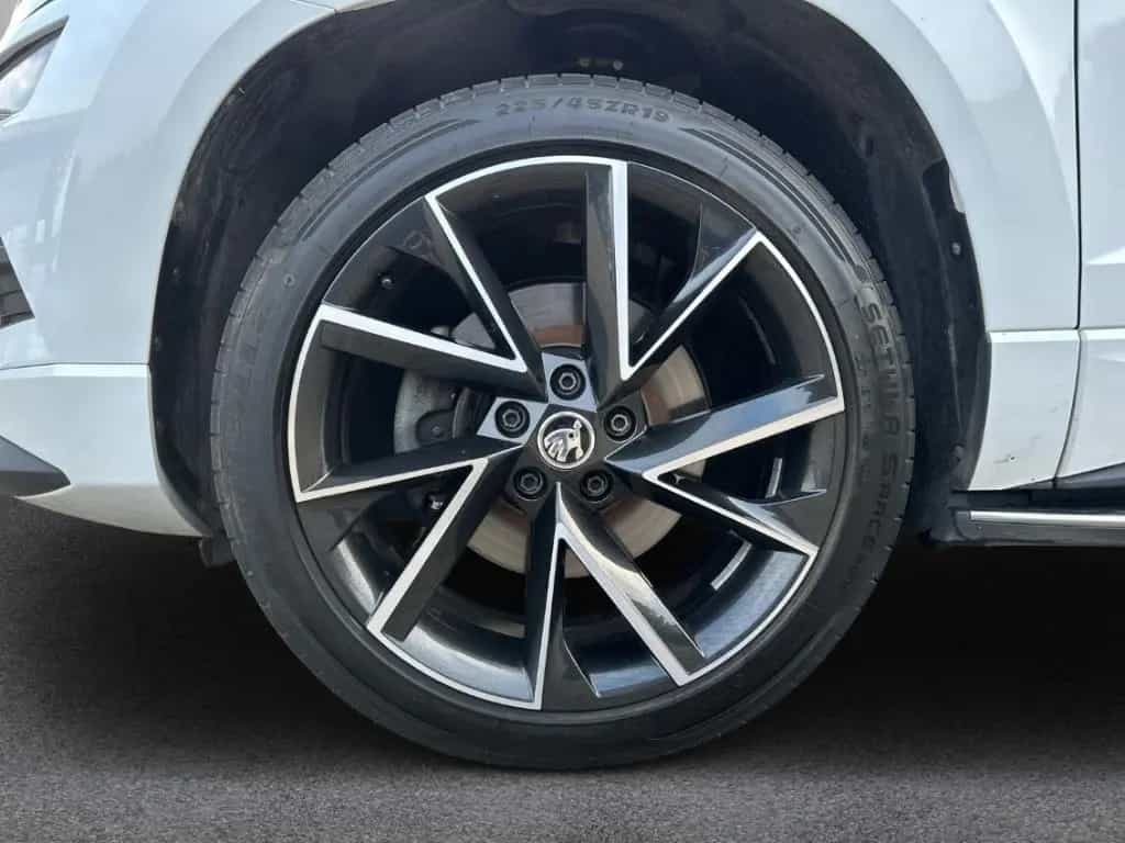 Skoda Karoq 2.0 TSI 4x4 DSG Sportline Navi ACC Kamera 04/2021-photo-13