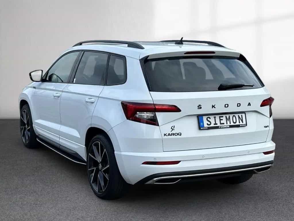 Skoda Karoq 2.0 TSI 4x4 DSG Sportline Navi ACC Kamera 04/2021-photo-2