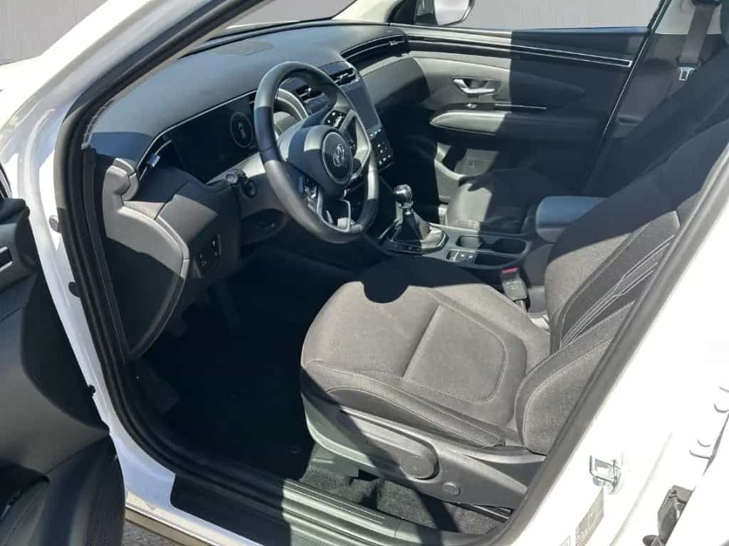 Hyundai TUCSON 1.6 T-GDI MT 2WD SELECT LED Funkt-P Navi 02/2024-photo-12