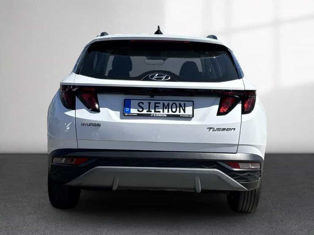 Hyundai TUCSON 1.6 T-GDI MT 2WD SELECT LED Funkt-P Navi 02/2024-photo-3
