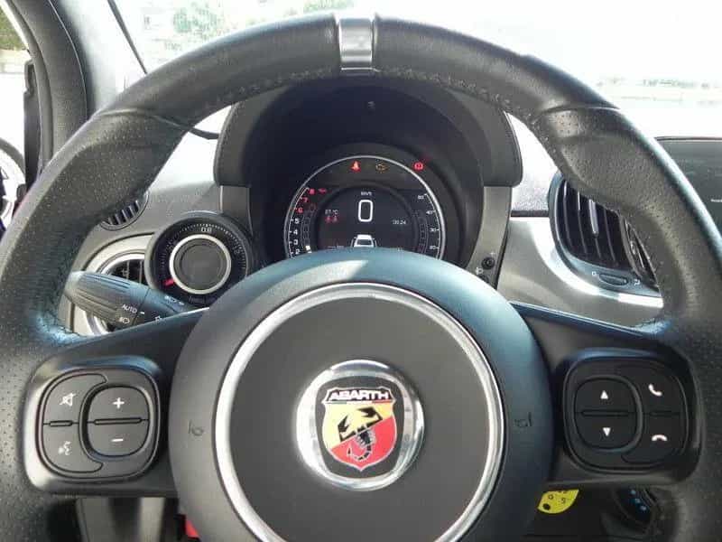 Abarth 595 1.4 Turbo T-Jet 165 CV 09/2022-photo-11