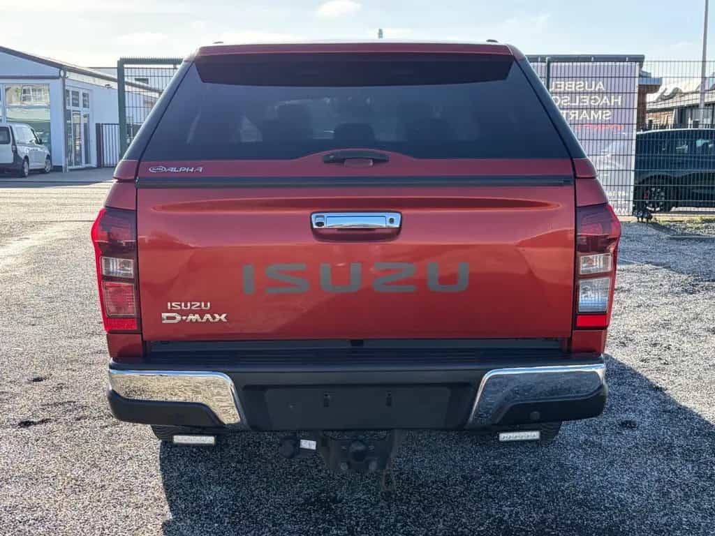 Isuzu D-Max Double Cab 4WD Custom EU6 LED 10/2017-photo-4