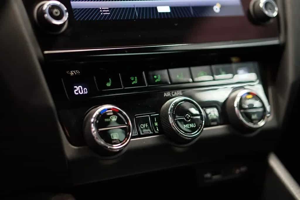 Skoda Octavia 2.0 TSI RS|DSG|LED|NAVI|KAMERA|AHK 12/2017-photo-22