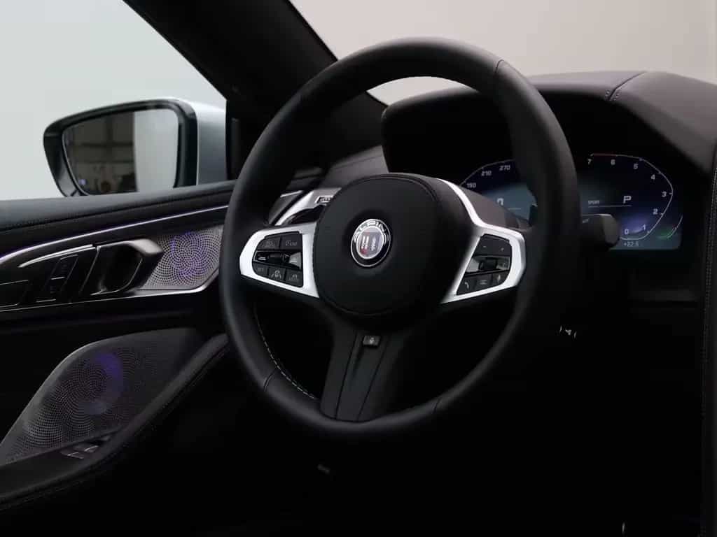 ALPINA B8 Gran Coupé SWITCH-TRONIC Allrad - Pure Metal 08/2025-photo-1