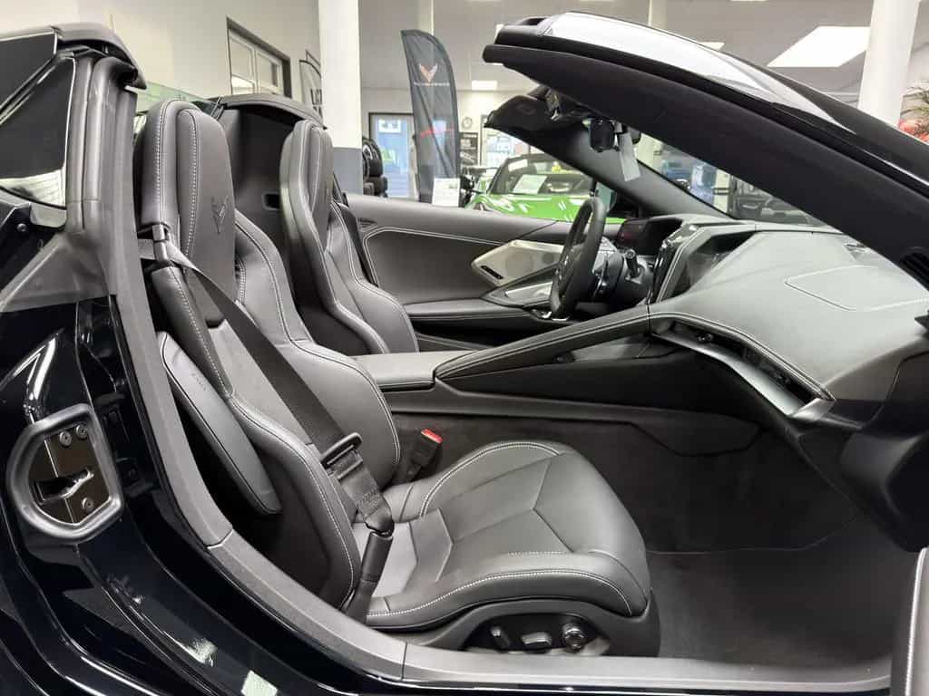 Corvette C8 Cabrio 2LT MY 2026, Magnetic null-photo-19