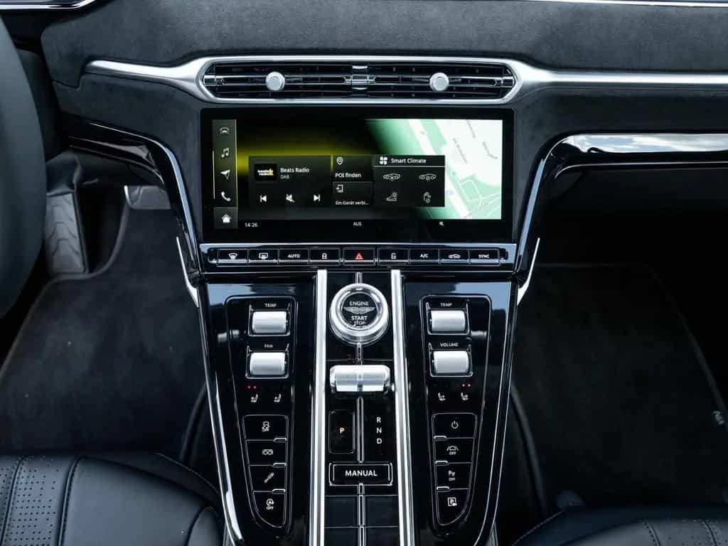 Aston Martin V8 Vantage | Sports Plus Seat | Monotone Sport 04/2026-photo-14