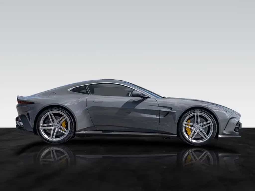 Aston Martin V8 Vantage | Sports Plus Seat | Monotone Sport 04/2026-photo-2