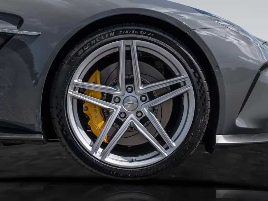 Aston Martin V8 Vantage | Sports Plus Seat | Monotone Sport 04/2026-photo-8