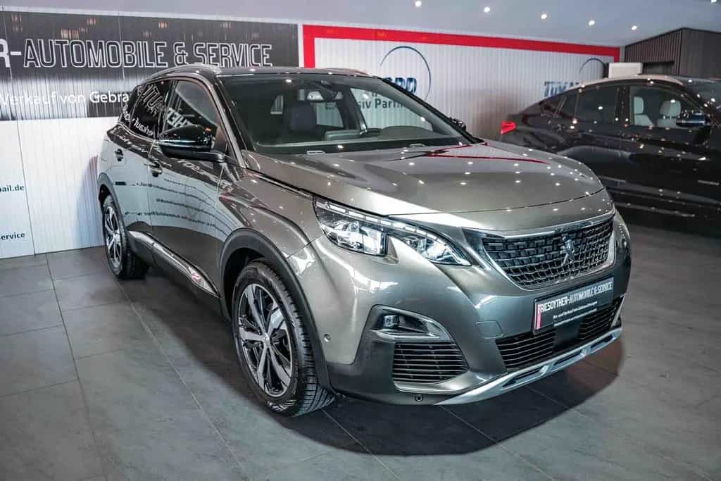 Peugeot 3008 Allure GT-Line Panorama Autom. Leder 360°Ka 12/2020-photo-2
