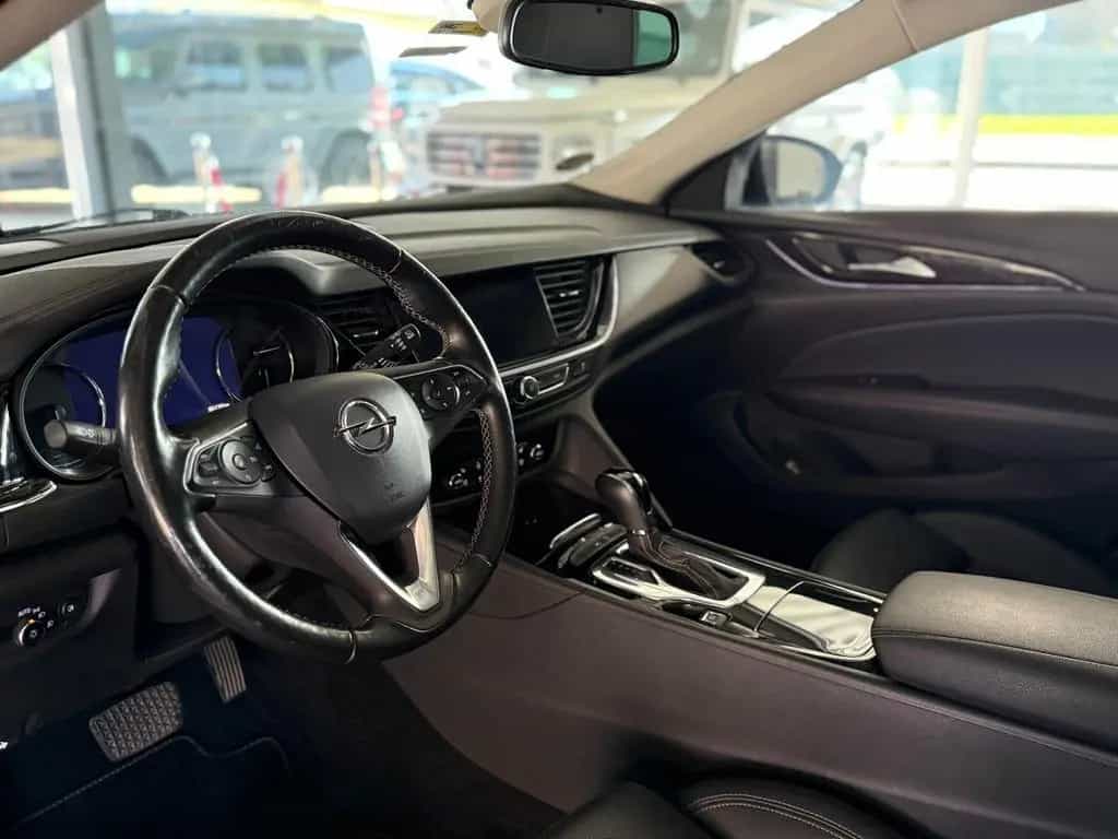 Opel Insignia Business Elegance Memory/SHZ/AHK 11/2020-photo-1