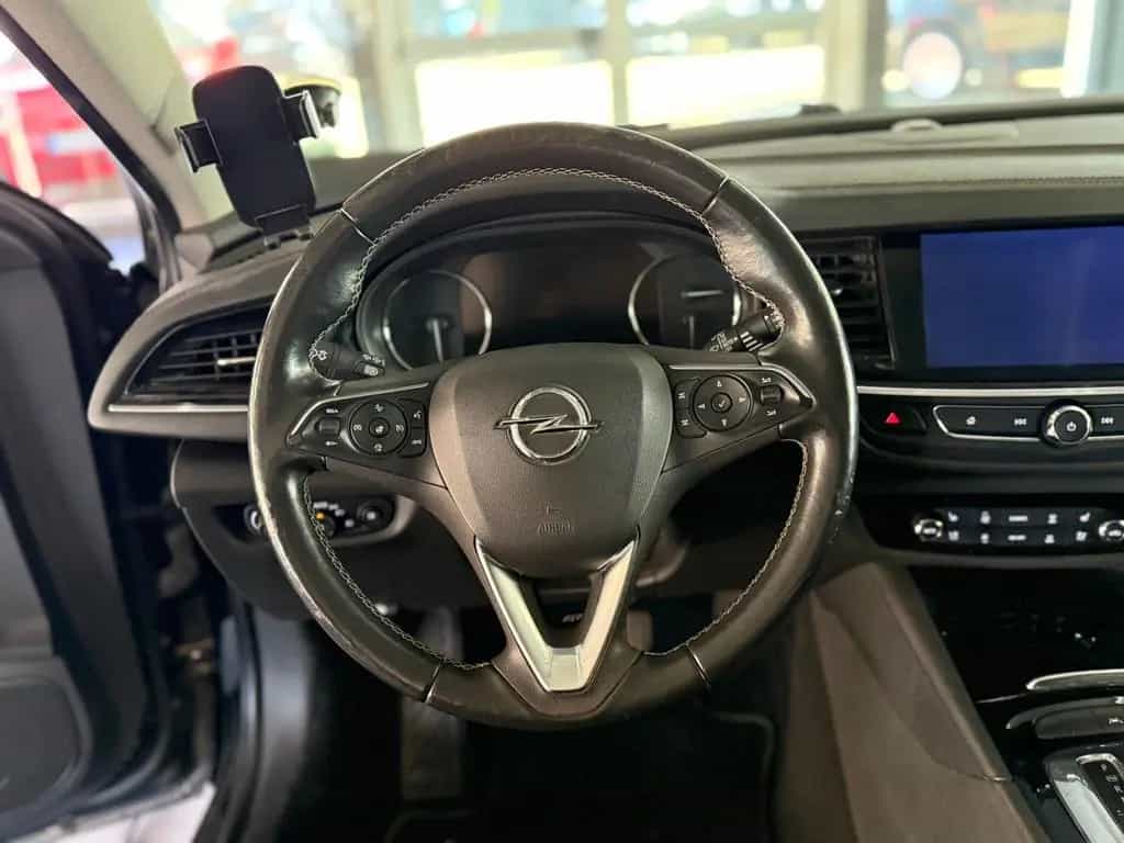 Opel Insignia Business Elegance Memory/SHZ/AHK 11/2020-photo-3