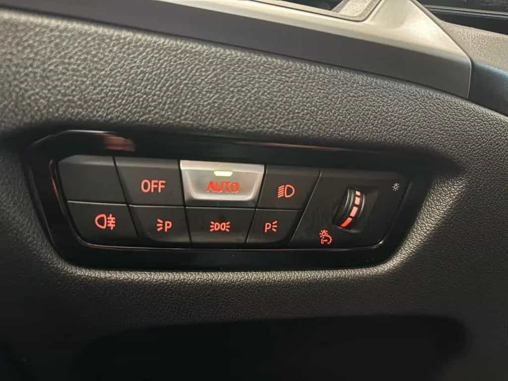 BMW 3 Series 320i Touring DA AdapLED HiFi Shz. PDC CarPlay 04/2023-photo-16