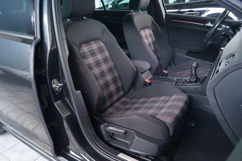 Volkswagen Golf VII Lim. GTI BMT*1.Hand*PDC*Xenon*SH* 07/2016-photo-13