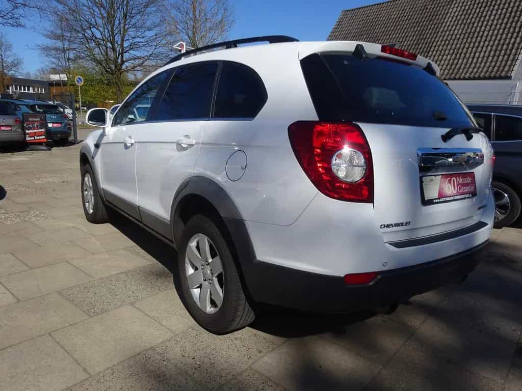 Chevrolet Captiva 2.2 D LT 2WD /7-Sitze/Navi/RWK/T.Leder 04/2013-photo-4