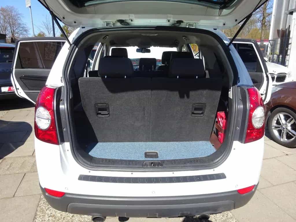 Chevrolet Captiva 2.2 D LT 2WD /7-Sitze/Navi/RWK/T.Leder 04/2013-photo-8