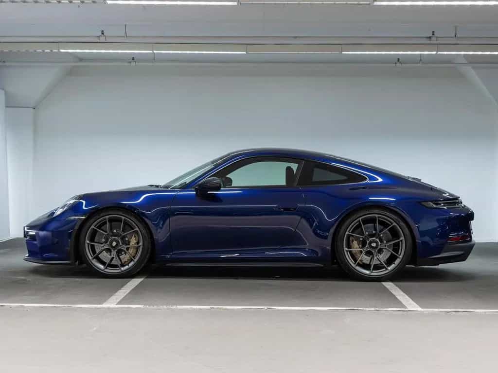 Porsche 992 GT3 Touring 02/2023-photo-1