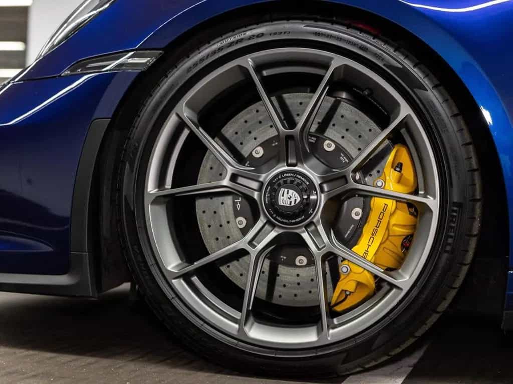 Porsche 992 GT3 Touring 02/2023-photo-18